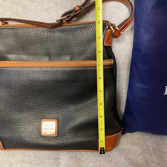 Dooney Bourke Black Pebbled Leather Brown Trim Purse With Dust Bag - Picture 2 of 15